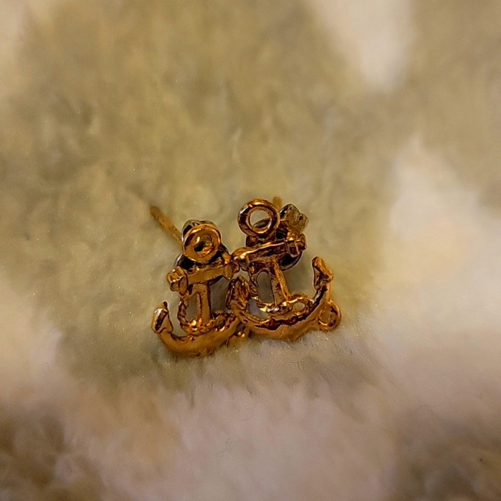 Stud earrings